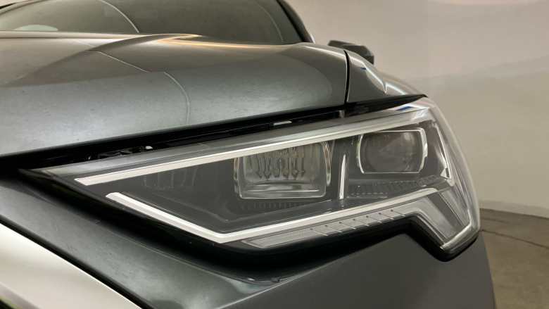 Audi Q3 35 TFSI S Line 5dr Petrol Estate